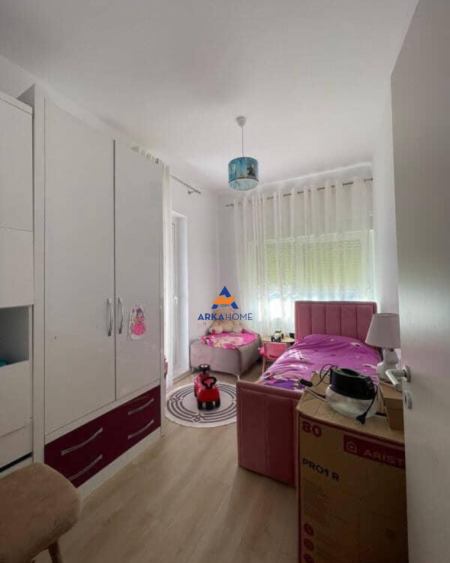 Tirane, jepet me qera apartament 2+1+Ballkon Kati 5, 90 m² 516 € (MANGALEM ALI DEM)