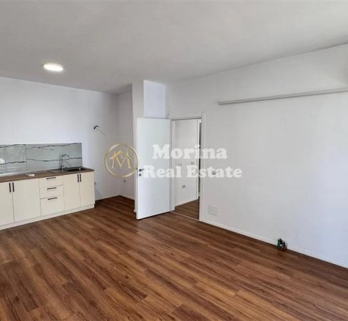 Tirane, jepet me qera apartament 2+1 Kati 2, 120 m² 700 € (Fusha Aviacionit)