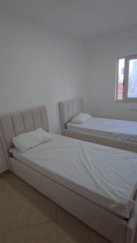 jepet me qera 3+1+Ballkon Kati 3, 120 m² 600 € (Don Bosko, pranë Viva Market)