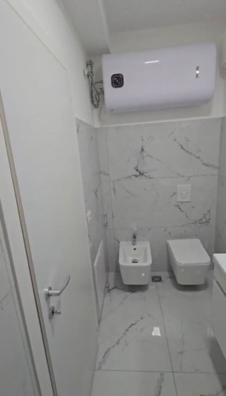 jepet me qera 3+1+Ballkon Kati 3, 120 m² 600 € (Don Bosko, pranë Viva Market)