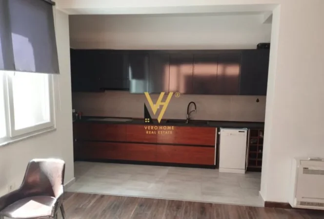 Tirane, jepet me qera apartament 3+1+Ballkon Kati 8, 146 m² 255.000 € (YZBERISHT)