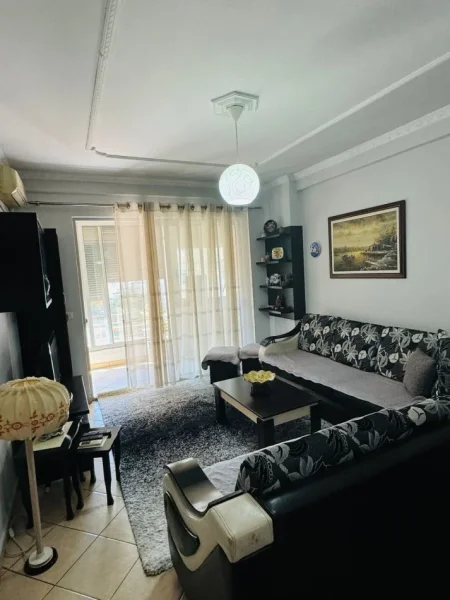 Tirane, jepet me qera apartament 2+1 Kati 3, 120 m² 550 € (Astir)