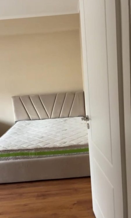 Tirane, jepet me qera apartament 2+1+Ballkon Kati 2, 94 m² 550 € (5 Maj)