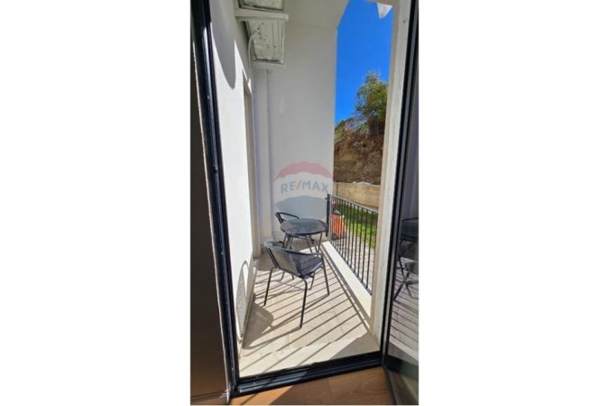 Tirane, jepet me qera apartament 1+1 Kati 0, 70 m² 700 € (Liqeni i Thate)