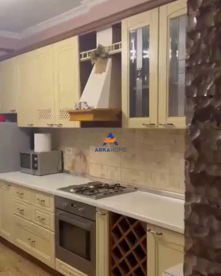 Tirane, jepet me qera apartament 2+1 Kati 3, 74 m² 650 € (RRETHRROTULLIMI I ZOGUT TE ZI)