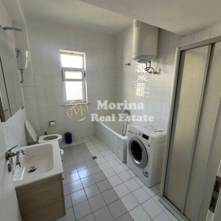 Tirane, jepet me qera apartament 2+1 Kati 3, 107 m² 700 € (Pazari Ri)