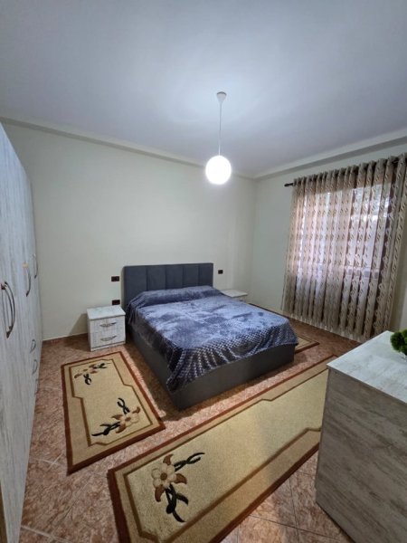 Tirane, jepet me qera shtepi 2+1 , 60 m² 550 Rruga Jordan Misja