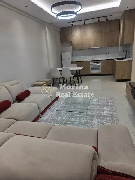 Tirane, jepet me qera apartament 2+1+Ballkon Kati 7, 98 m² 600 € (Astir)