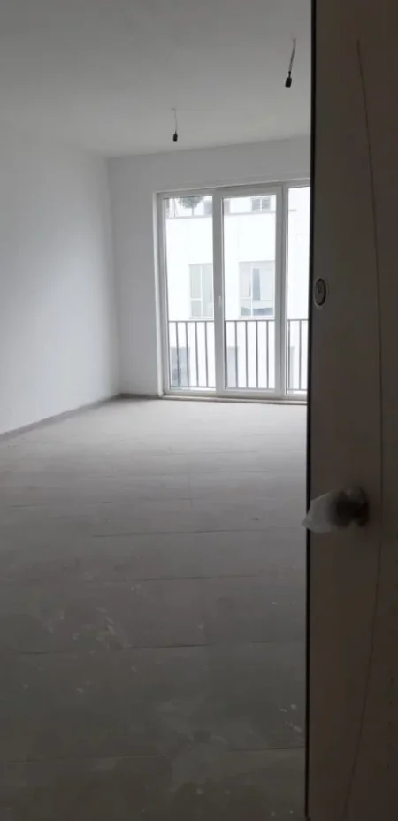 Tirane, jepet me qera apartament 1+1 Kati 3, 55 m² 350 € (5 maji)
