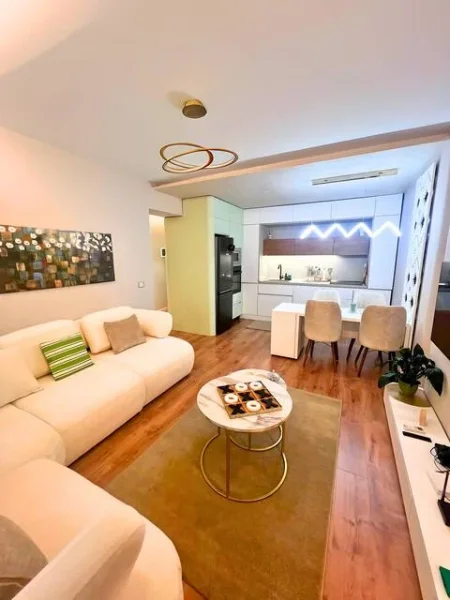 Tirane, jepet me qera apartament 1+1+Ballkon Kati 2, 71 m² 1.100 € (Rruga Perlat Rexhepi)