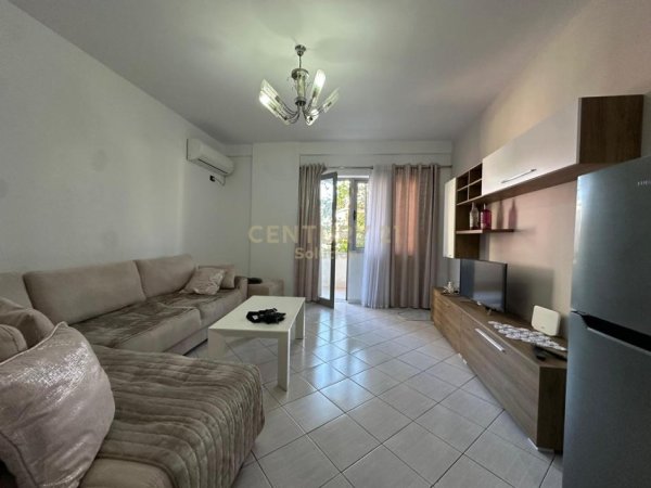 Tirane, shitet apartament 2+1+Aneks+Ballkon Kati 1, 92 m² 145.000 € (Astir)