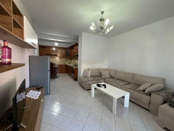 Tirane, shitet apartament 2+1+Aneks+Ballkon Kati 1, 92 m² 145.000 € (Astir)