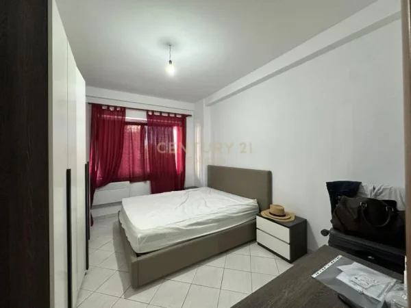 Tirane, shitet apartament 2+1+Aneks+Ballkon Kati 1, 92 m² 145.000 € (Astir)