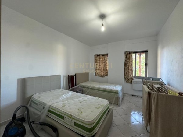 Tirane, shitet apartament 2+1+Aneks+Ballkon Kati 1, 92 m² 145.000 € (Astir)