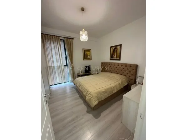Tirane, shes apartament 2+1+Ballkon Kati 2, 102 m² 195.000 € (Restorant Durresi)
