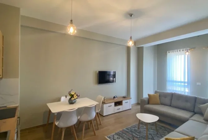 Tirane, jepet me qera apartament 1+1+Ballkon Kati 7, 72 m² 650 € (Rruga Riza Cerova)