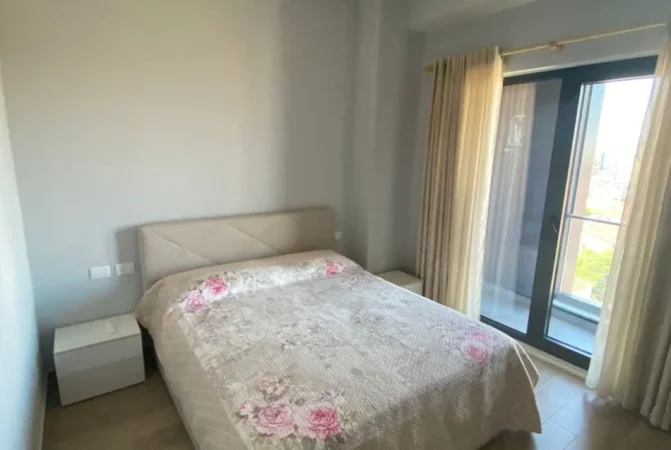 Tirane, jepet me qera apartament 1+1+Ballkon Kati 7, 72 m² 650 € (Rruga Riza Cerova)