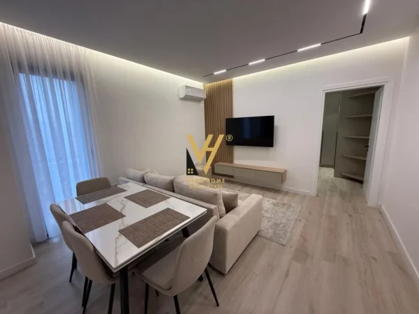 Tirane, jepet me qera apartament 1+1+Ballkon Kati 5, 60 m² 700 € (DON BOSKO)