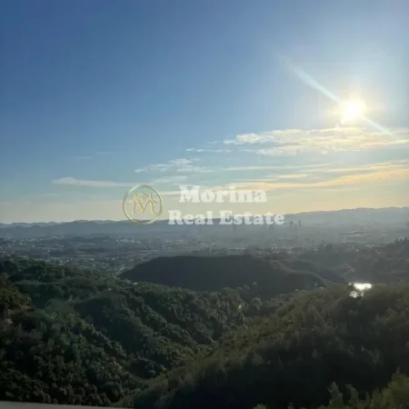 Tirane, jepet me qera apartament 2+1+Ballkon Kati 3, 120 m² 950 € (Dajt)