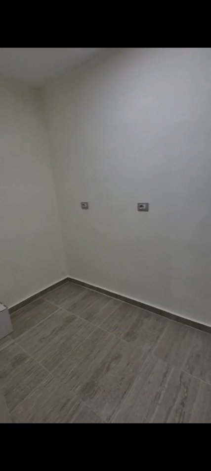 Tirane, jepet me qera apartament 1+1+Ballkon Kati 4, 60 m² 400 € (Pranë Shkollës 1 Maj, Ali Demi, Tiranë.)