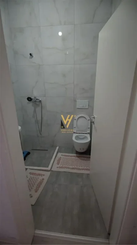 Tirane, shitet apartament 2+1+Ballkon Kati 3, 99 m² 176.000 € (ALI DEMI)