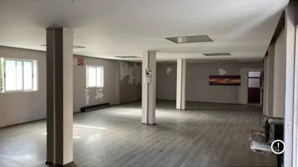 Tirane, jepet me qera ambjent biznesi Kati 2, 155 m² 800 € (fusha aviacionit)
