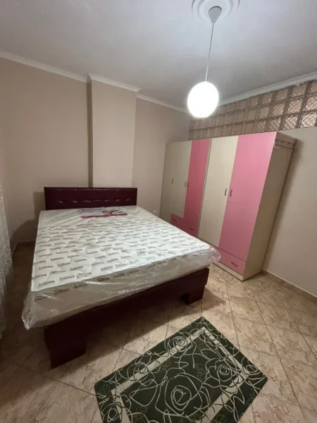 Tirane, jepet me qera apartament 2+1+Ballkon Kati 6, 75 m² 450 € (rruga 5 maj prane concord center)