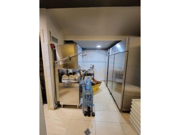 Tirane, shitet ambjent biznesi Kati -1, 200 m² 650.000 € (PRANE LSI)