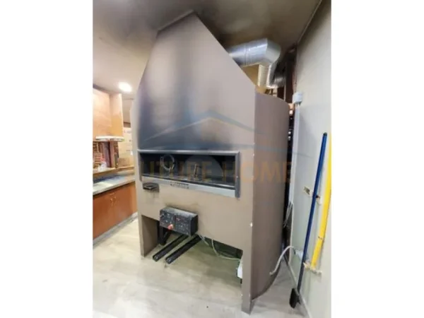 Tirane, shitet ambjent biznesi Kati -1, 200 m² 650.000 € (PRANE LSI)