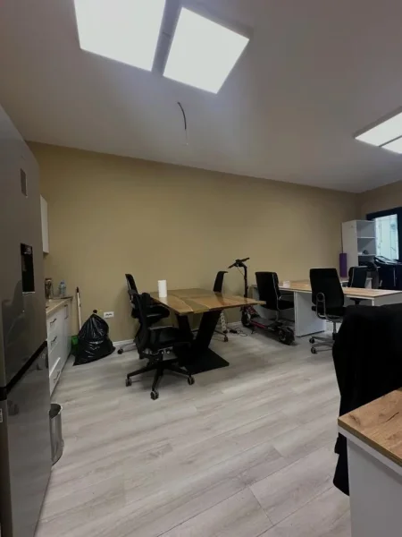 Tirane, shitet apartament 1+1+Ballkon Kati 5, 73 m² 197.000 € (Square21)