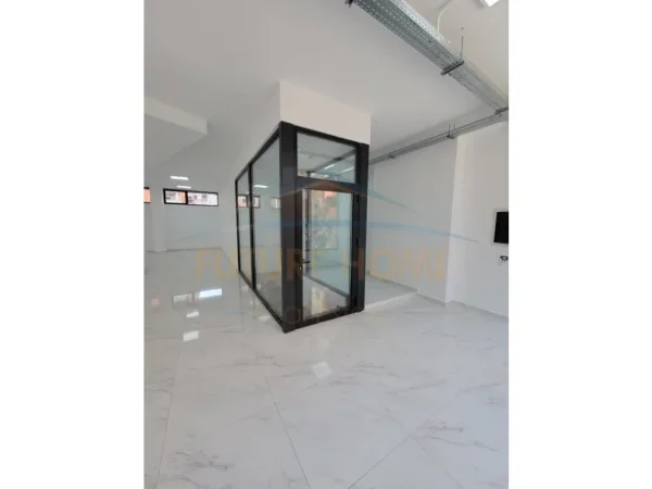 Tirane, shitet ambjent biznesi Kati 1, 750 m² 1.500.000 € (pranë Jata Market)