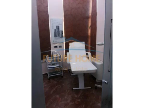 Tirane, shitet ambjent biznesi Kati 2, 72 m² 220.000 € 