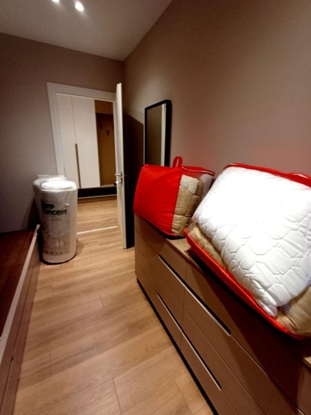 Shitet partament 2+1+Post Parkimi 290.000 € (Rruga e Durresit)