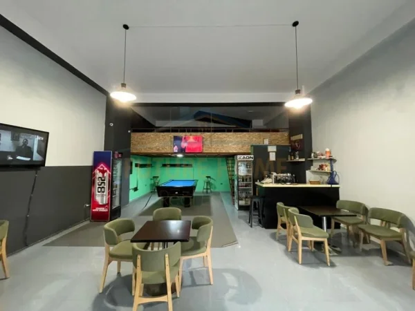 Tirane, shitet ambjent biznesi Kati 0, 86 m² 145.000 € 