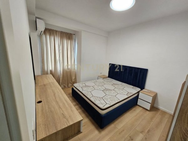 Tirane, jepet me qera apartament 2+1 Kati 9, 70 m² 650 € (Ish- Fusha e Aviacionit)