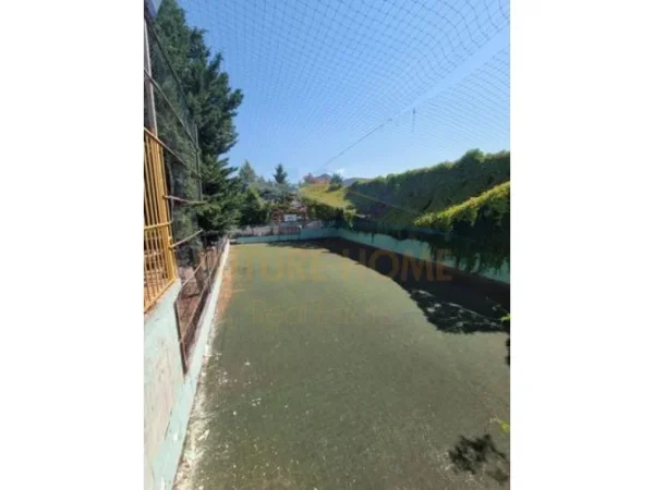 Tirane, shitet ambjent biznesi , 1.395 m² 1.350.000 € 