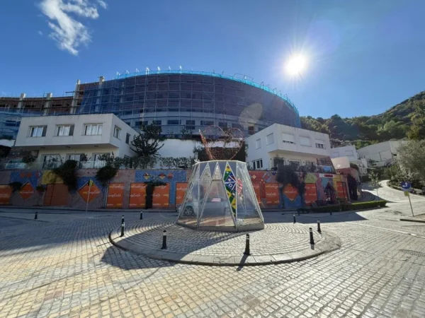 Tirane, shitet apartament 1+1+Ballkon Kati 3, 82 m² 147.300 € (Kodra e Diellit 2)