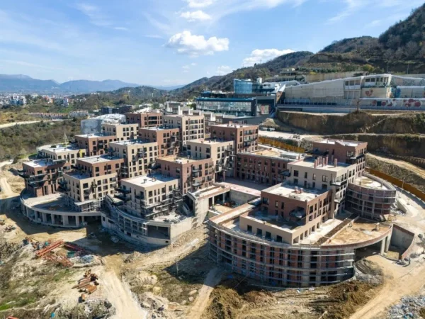 Tirane, shitet apartament 1+1+Ballkon Kati 3, 82 m² 147.300 € (Kodra e Diellit 2)