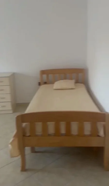 Tirane, jepet me qera apartament 1+1 Kati 2, 360 € 