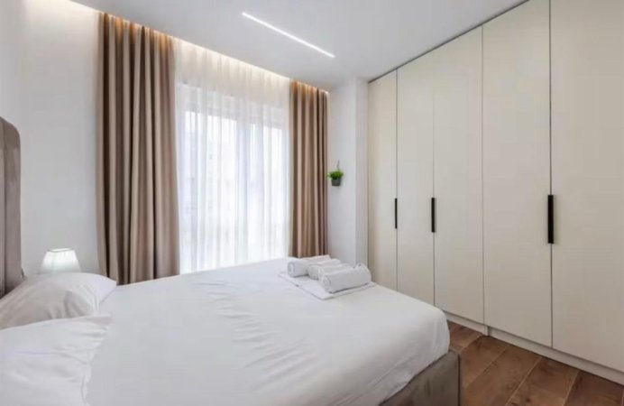 Tirane, jepet me qera apartament 1+1+Ballkon Kati 2, 64 m² 700 € (Rruga Myslym shyr ,rruga islam alla)