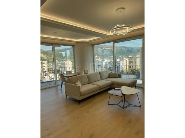 Vlore, shitet 2+1 , 106 m² 300.000 € 