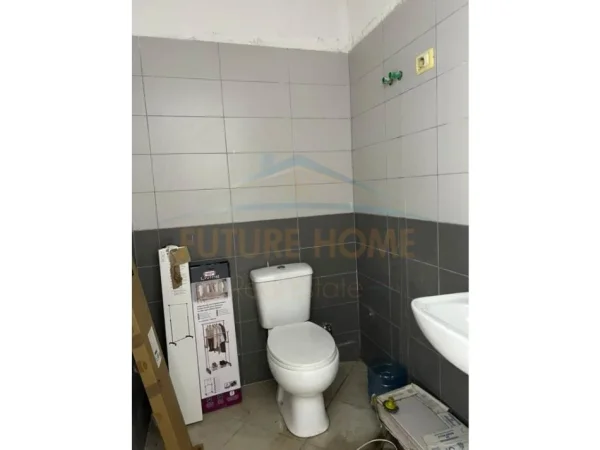 Tirane, shitet ambjent biznesi Kati 0, 36 m² 57.000 € (MISTO MAME)