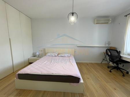 Tirane, jepet me qera apartament 1+1 Kati 10, 80 m² 600 € 