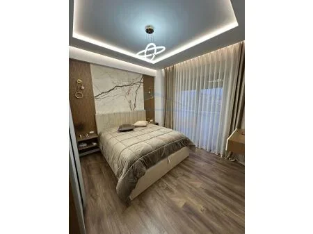 Tirane, shitet apartament 3+1+Ballkon Kati 3, 123 m² 250.000 € 