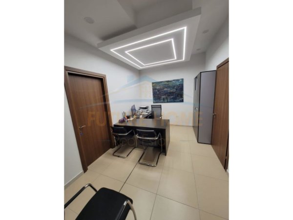 Tirane, shitet ambjent biznesi Kati 1, 448 m² 1.060.000 € (KINOSTUDIO)