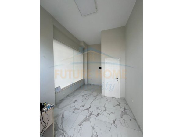 Tirane, shitet ambjent biznesi Kati 0, 20 m² 39.900 € 