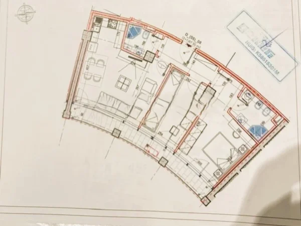 Tirane, jepet me qera zyre Kati 5, 115 m² 1.900 € (LAKE VIEW)