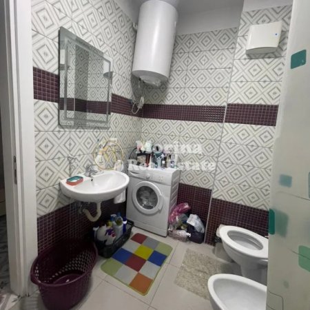 Tirane, jepet me qera apartament 1+1+Ballkon Kati 10, 65 m² 510 € (Yzberisht, Spitali Amerikan 3)