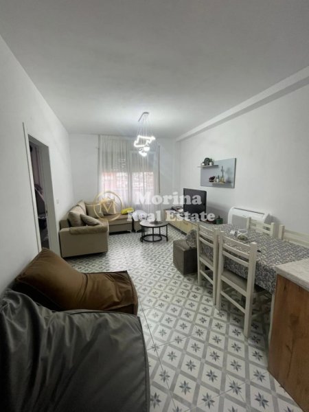 Tirane, jepet me qera apartament 1+1+Ballkon Kati 10, 65 m² 510 € (Yzberisht, Spitali Amerikan 3)