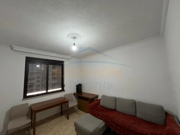 Shqiperi, jepet me qera apartament 2+1 Kati 9, 87 m² 600 € (Jordan Misja)